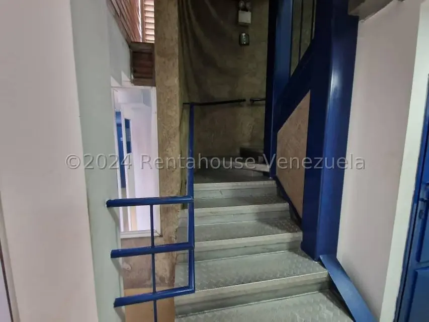 Comercial (Edificio) en Venta en Los Dos Caminos, Distrito Metropolitano - 23