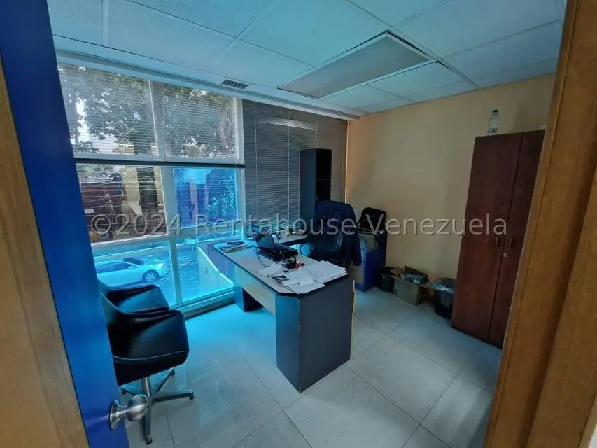 Comercial (Edificio) en Venta en Los Dos Caminos, Distrito Metropolitano - 24