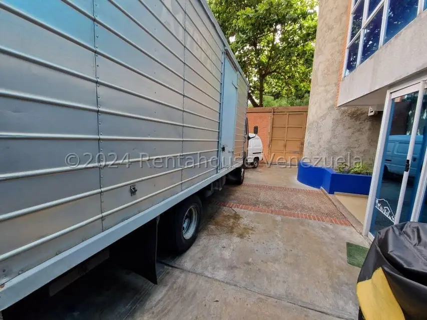 Comercial (Edificio) en Venta en Los Dos Caminos, Distrito Metropolitano - 5