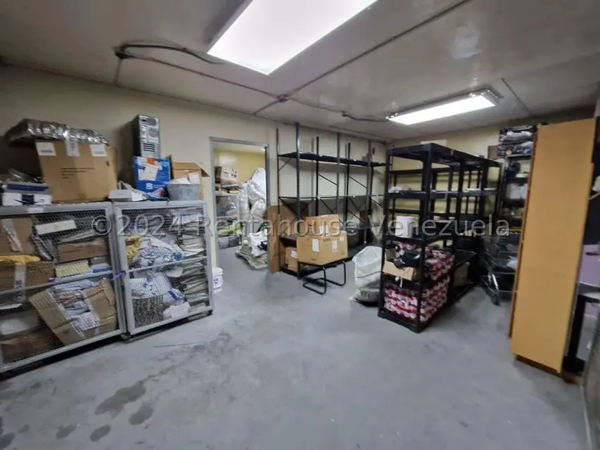 Comercial (Edificio) en Venta en Los Dos Caminos, Distrito Metropolitano - 7