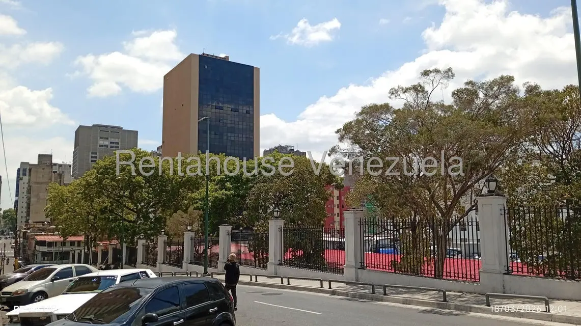 Comercial (Local Comercial) en Alquiler en La Pastora, Distrito Metropolitano - 3
