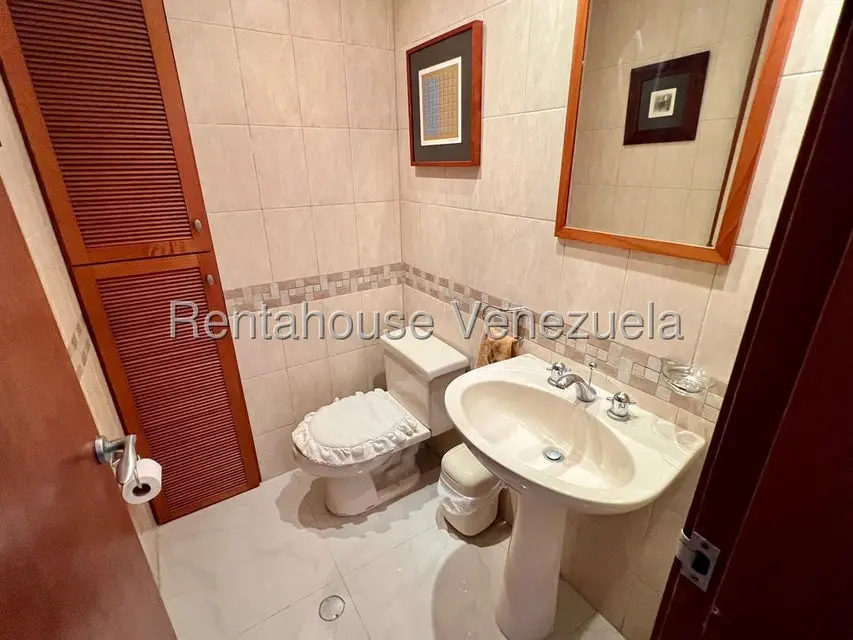 Apartamento (Duplex) en Alquiler en La Boyera, Distrito Metropolitano - 13