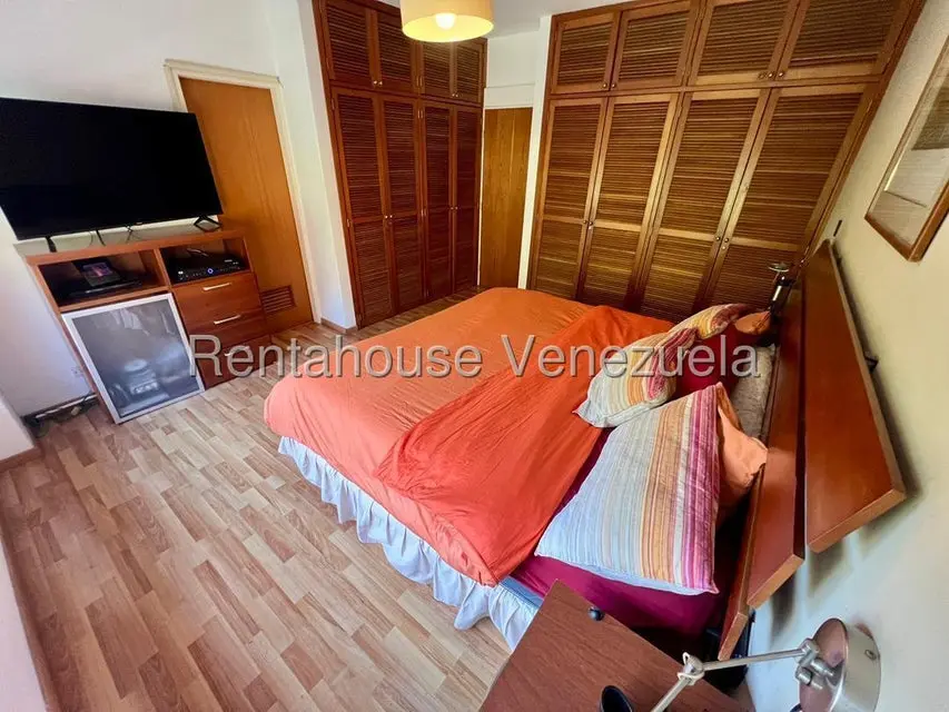 Apartamento (Duplex) en Alquiler en La Boyera, Distrito Metropolitano - 17