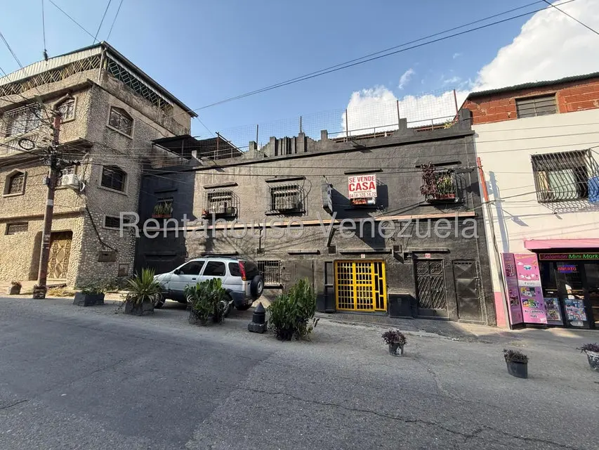 Comercial (Local Comercial) en Venta en Catia, Distrito Metropolitano - 16