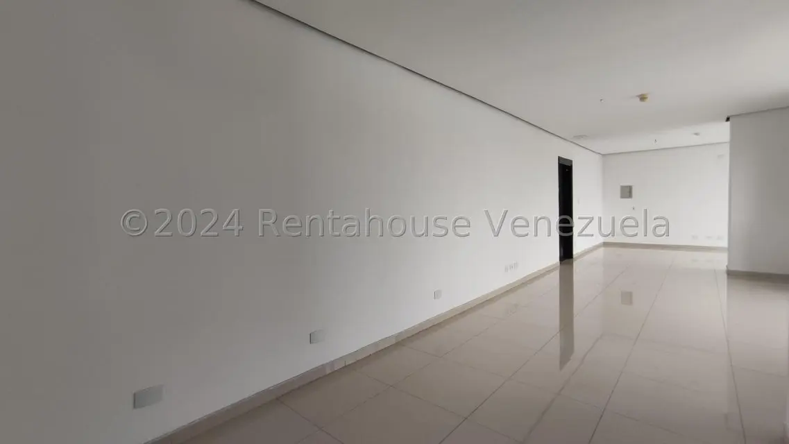 Comercial (Oficina) en Alquiler en Zona Este, Lara - 12