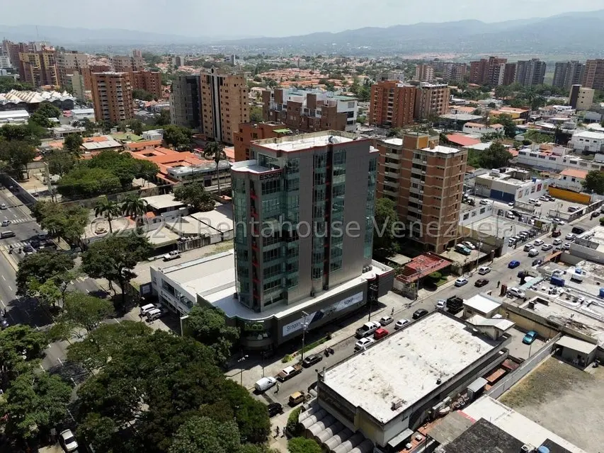 Comercial (Oficina) en Alquiler en Zona Este, Lara - 28