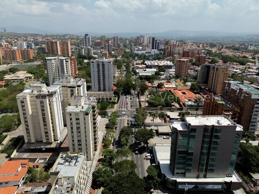 Comercial (Oficina) en Alquiler en Zona Este, Lara - 30