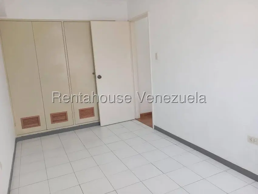 Apartamento (1 Nivel) en Venta en Quinta Crespo, Distrito Metropolitano - 18
