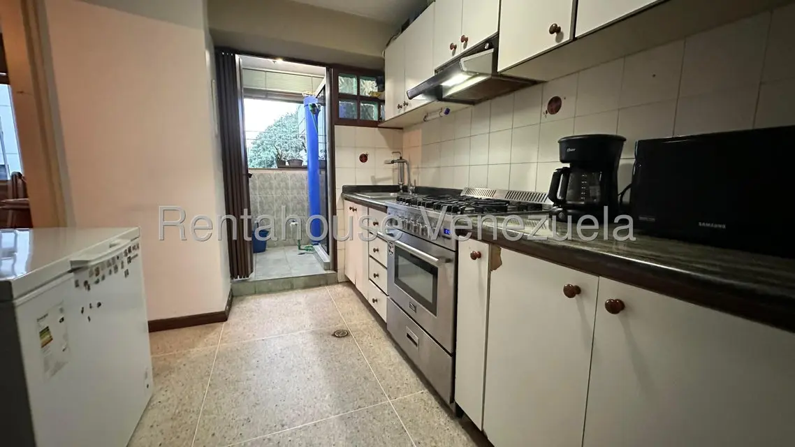 Apartamento (1 Nivel) en Venta en La Florida, Distrito Metropolitano - 8