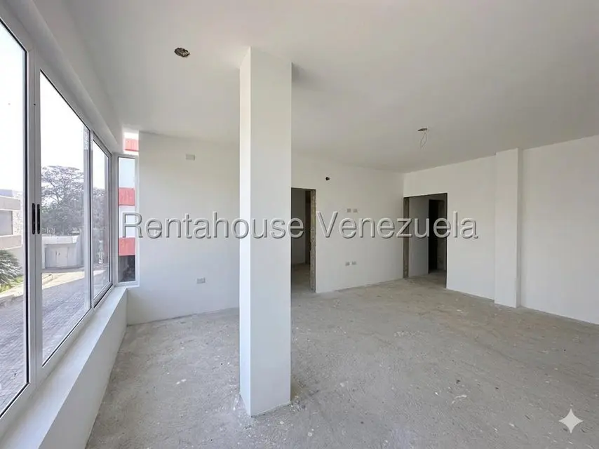 Casa (Duplex) en Venta en Sector San Bosco, Falcon - 16