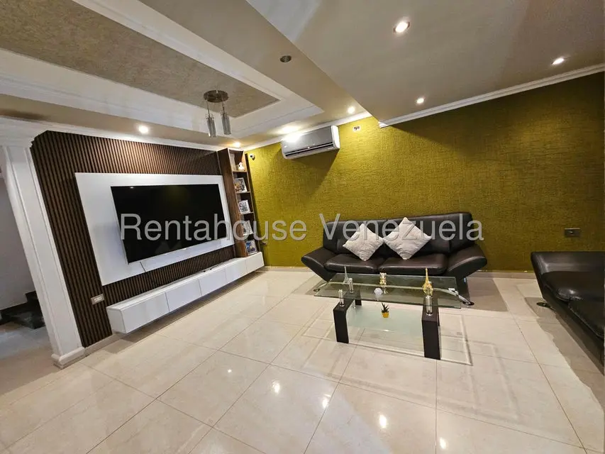 Casa (Multipes Niveles) en Venta en Sector Los Perozos, Falcon - 2