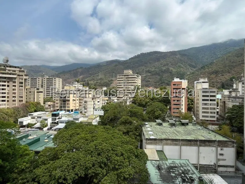 Apartamento (1 Nivel) en Venta en San Bernardino, Distrito Metropolitano - 11