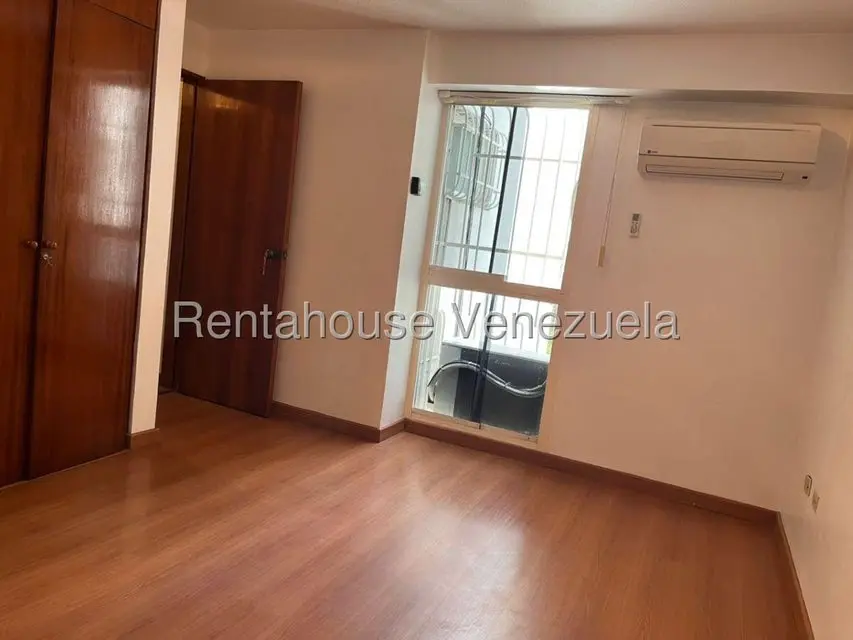 Apartamento (1 Nivel) en Venta en San Bernardino, Distrito Metropolitano - 19