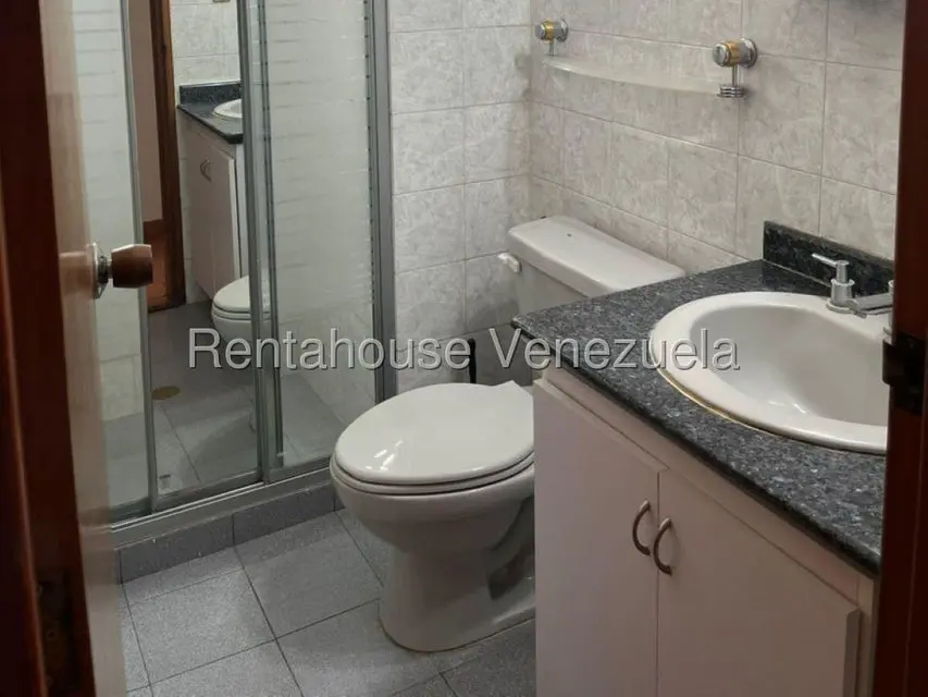 Apartamento (1 Nivel) en Venta en San Bernardino, Distrito Metropolitano - 26