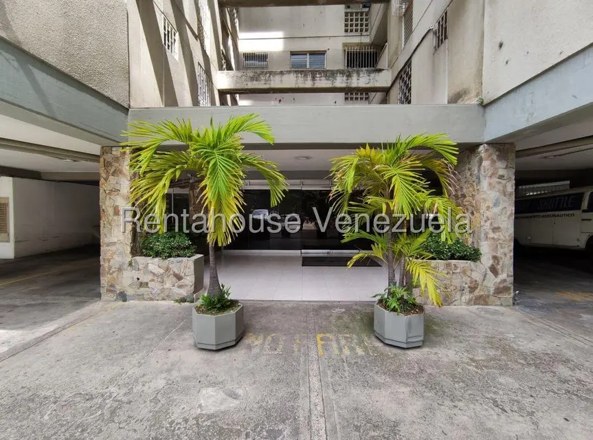 Apartamento (1 Nivel) en Venta en San Bernardino, Distrito Metropolitano - 4