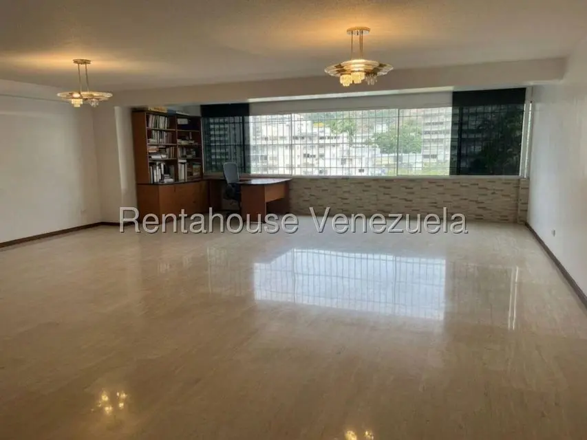 Apartamento (1 Nivel) en Venta en San Bernardino, Distrito Metropolitano - 6
