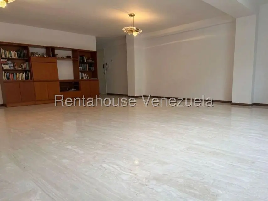 Apartamento (1 Nivel) en Venta en San Bernardino, Distrito Metropolitano - 7