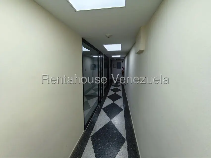 Comercial (Local Comercial) en Venta en Zona Centro, Aragua - 6
