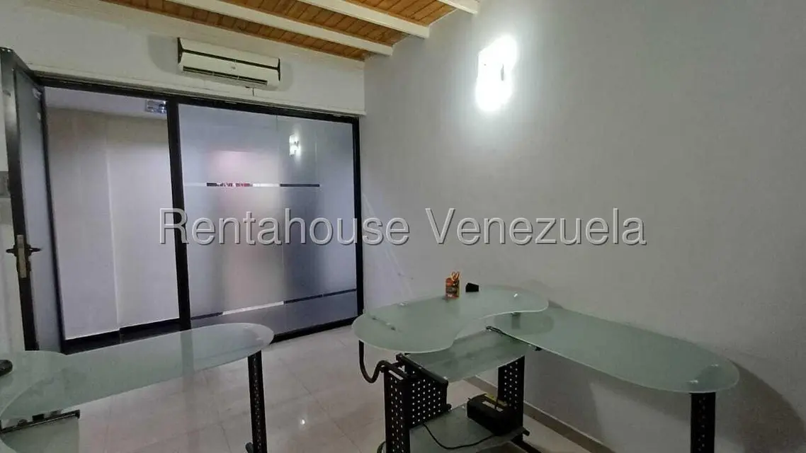 Comercial (Local Comercial) en Venta en Zona Centro, Aragua - 16