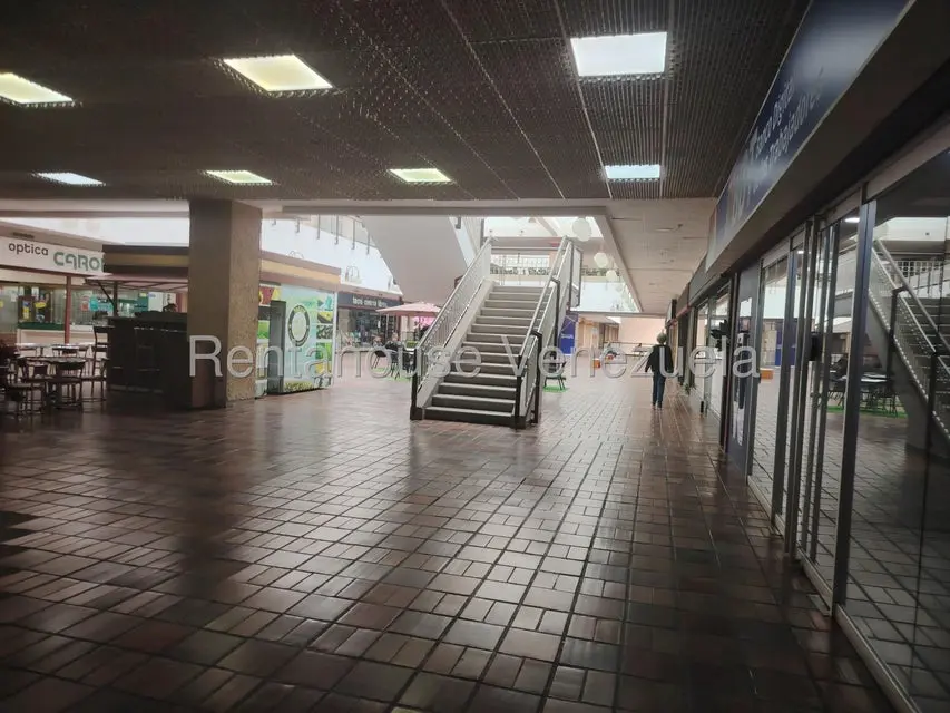 Comercial (Local Comercial) en Venta en Prados del Este, Distrito Metropolitano - 14