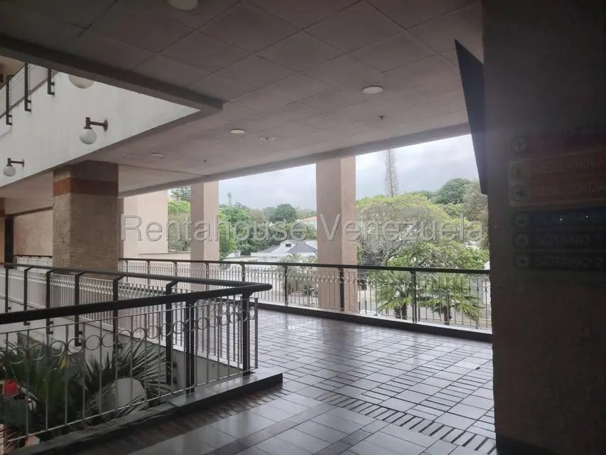 Comercial (Local Comercial) en Venta en Prados del Este, Distrito Metropolitano - 16