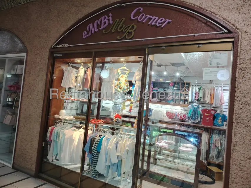 Comercial (Local Comercial) en Venta en Prados del Este, Distrito Metropolitano - 4