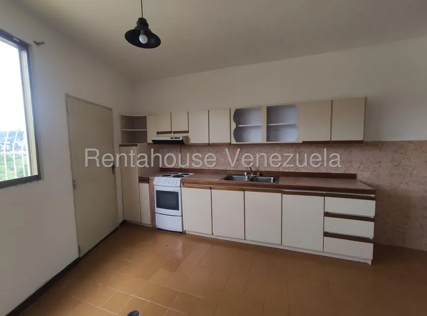 Anexo (1 Nivel) en Alquiler en Lomas de La Trinidad, Distrito Metropolitano - 11