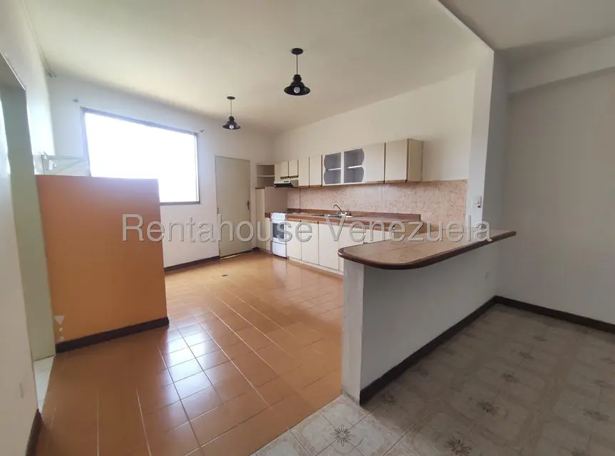 Anexo (1 Nivel) en Alquiler en Lomas de La Trinidad, Distrito Metropolitano - 12