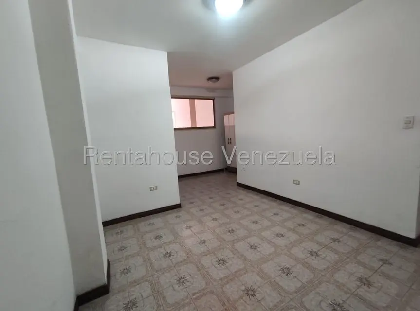 Anexo (1 Nivel) en Alquiler en Lomas de La Trinidad, Distrito Metropolitano - 16