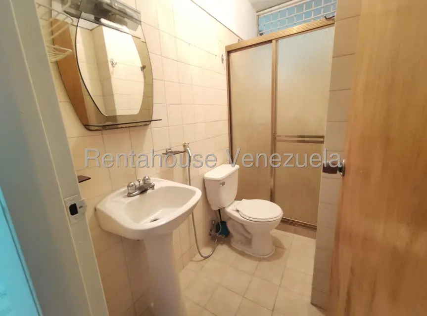 Anexo (1 Nivel) en Alquiler en Lomas de La Trinidad, Distrito Metropolitano - 18