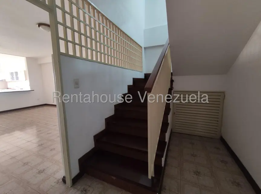 Anexo (1 Nivel) en Alquiler en Lomas de La Trinidad, Distrito Metropolitano - 4