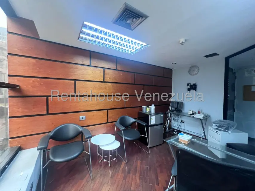 Comercial (Oficina) en Venta en Parroquia Altagracia, Distrito Metropolitano - 4