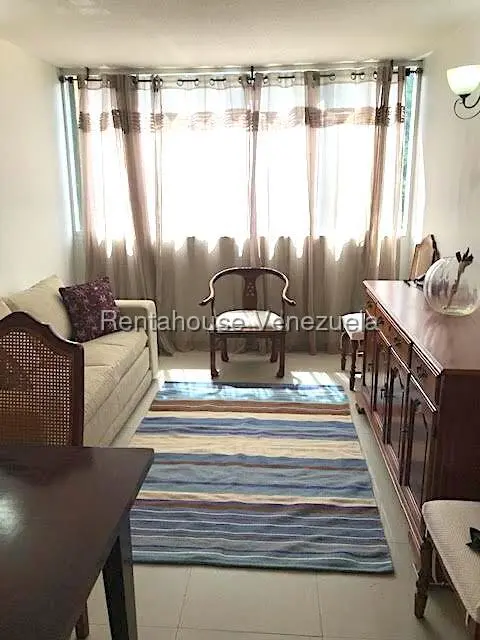 Apartamento (1 Nivel) en Alquiler en Los Pomelos, Distrito Metropolitano - 12