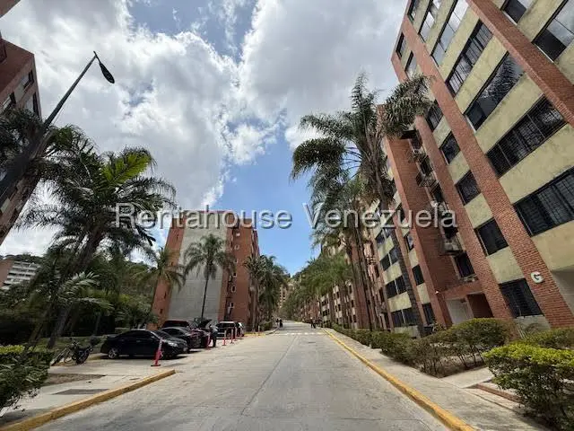 Apartamento (1 Nivel) en Alquiler en Los Pomelos, Distrito Metropolitano - 13