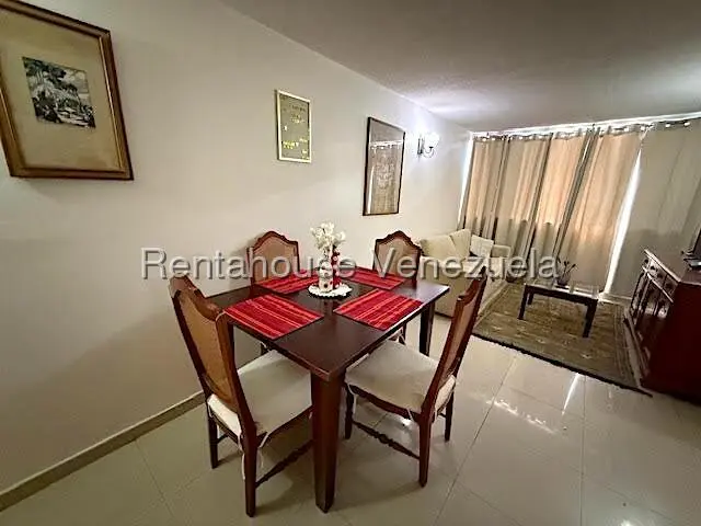 Apartamento (1 Nivel) en Alquiler en Los Pomelos, Distrito Metropolitano - 3