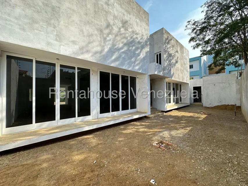 Casa (Duplex) en Venta en Sector San Bosco, Falcon - 8