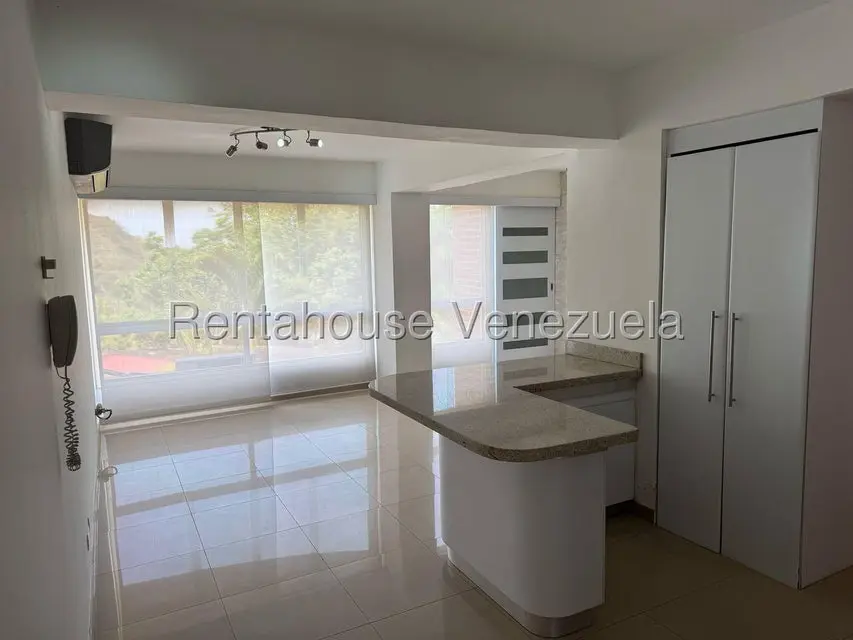 Apartamento (1 Nivel) en Venta en Miravila, Distrito Metropolitano - 2