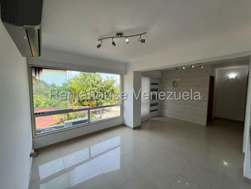Apartamento (1 Nivel) en Venta en Miravila, Distrito Metropolitano - 4