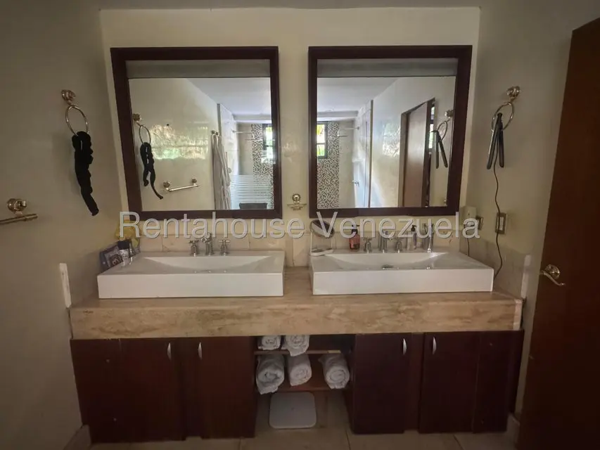 Casa (Multipes Niveles) en Venta en El Hatillo, Distrito Metropolitano - 33