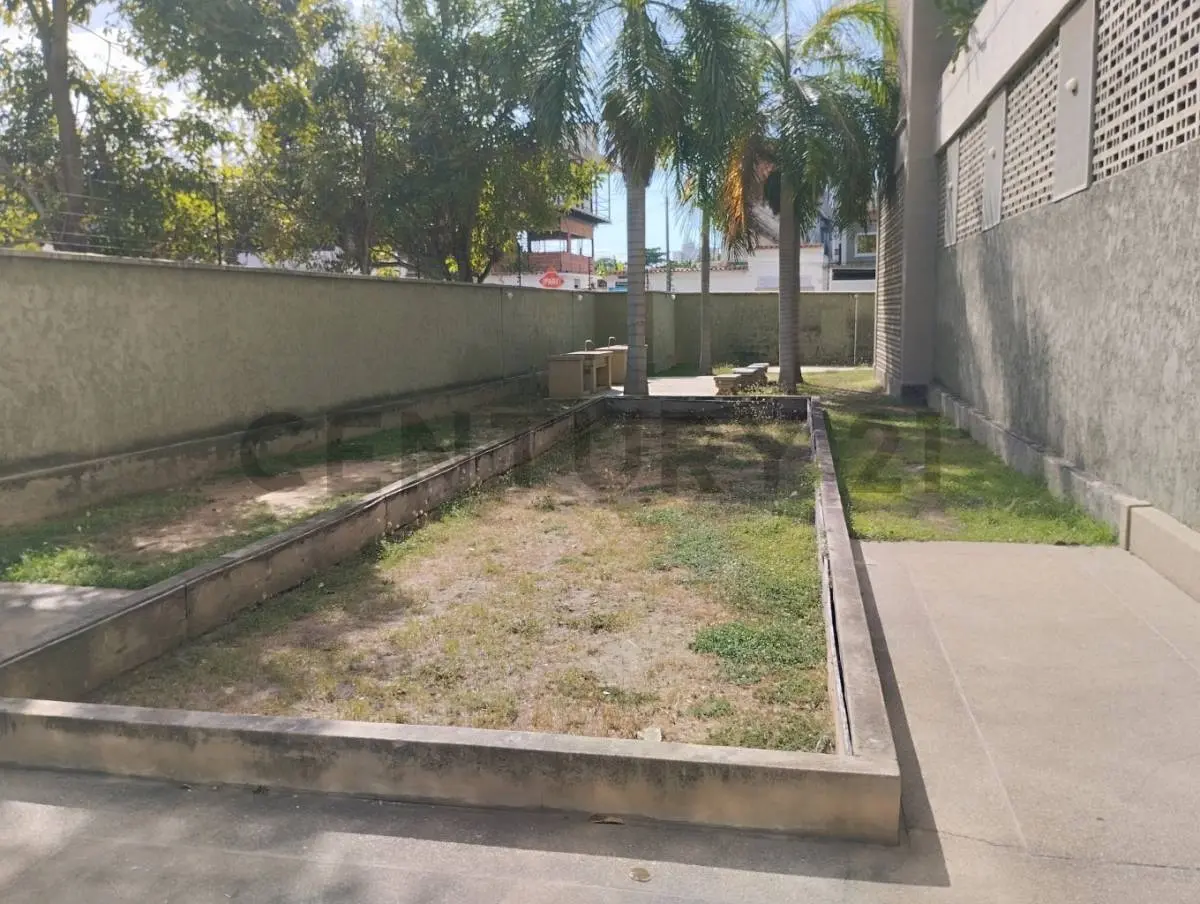 Apartamento con excelente vista al mar en Av. La Costanera - 18