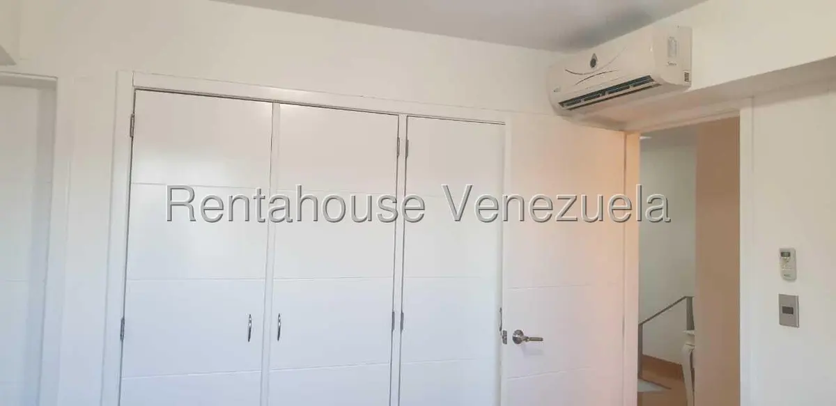 Apartamento (1 Nivel) en Venta en Las Acacias, Distrito Metropolitano - 24