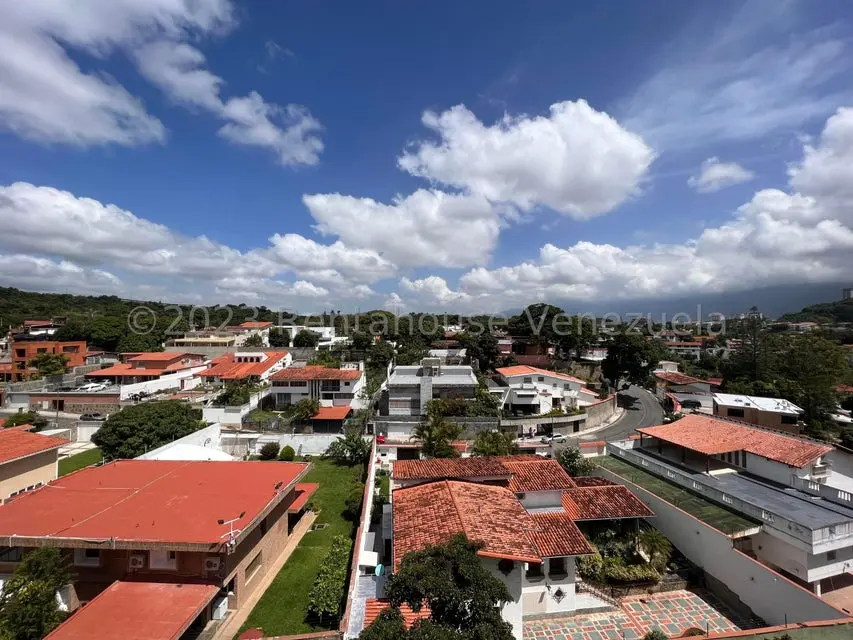 Casa (Multipes Niveles) en Venta en Cumbres de Curumo, Distrito Metropolitano - 9