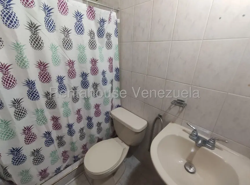 Casa (1 Nivel) en Venta en Centro, Lara - 18