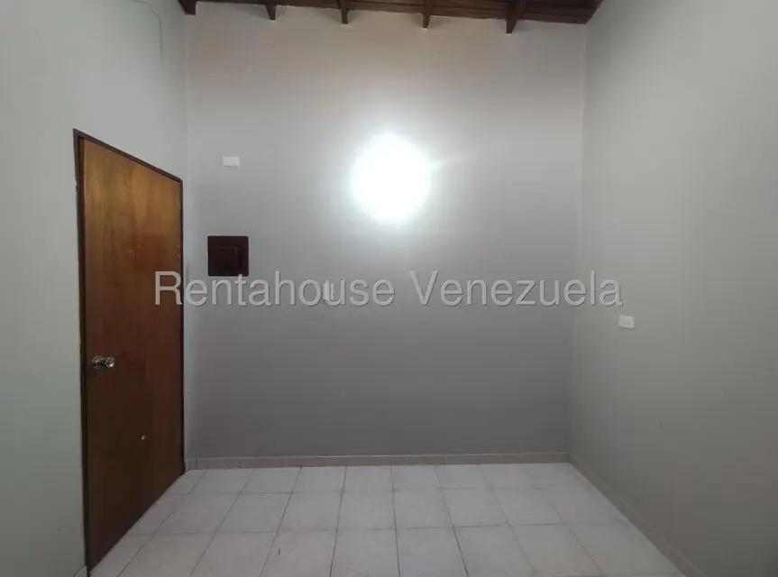 Casa (1 Nivel) en Venta en Centro, Lara - 10