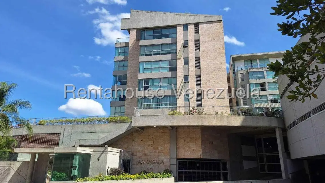 Apartamento (1 Nivel) en Alquiler en Lomas del Sol, Distrito Metropolitano