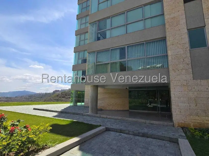 Apartamento (1 Nivel) en Alquiler en Lomas del Sol, Distrito Metropolitano - 15