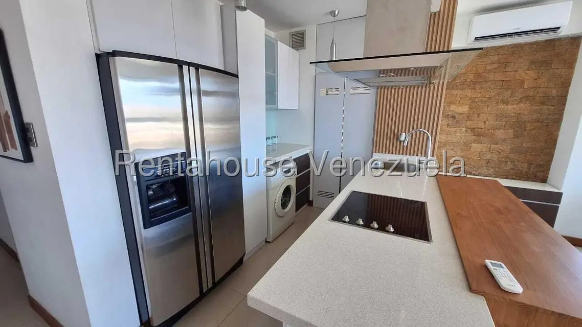 Apartamento (1 Nivel) en Alquiler en Lomas del Sol, Distrito Metropolitano - 8