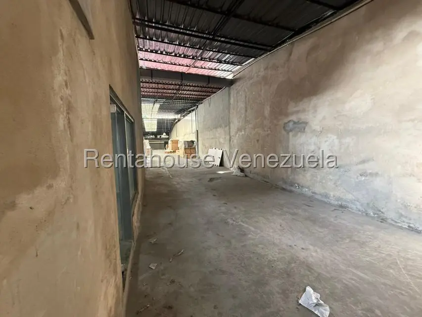 Comercial (Galpon - Deposito) en Venta en La Campiña, Distrito Metropolitano - 6