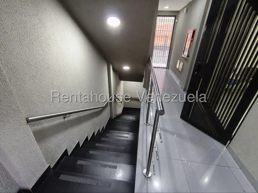 Comercial (Local Comercial) en Alquiler en Zona Centro, Aragua - 3