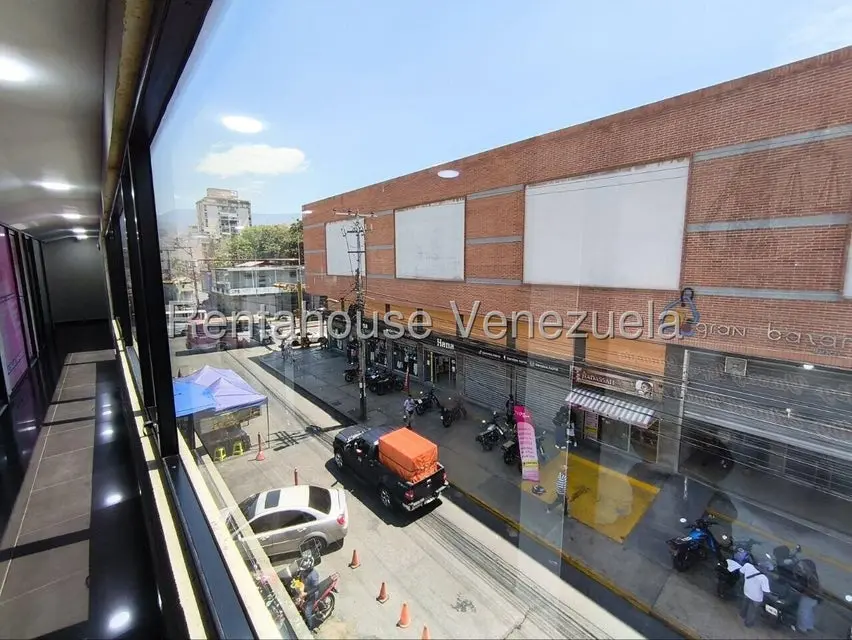 Comercial (Local Comercial) en Alquiler en Zona Centro, Aragua - 8